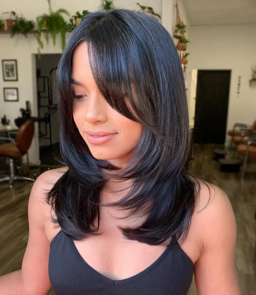 Sleek Layers with Smooth Flow
