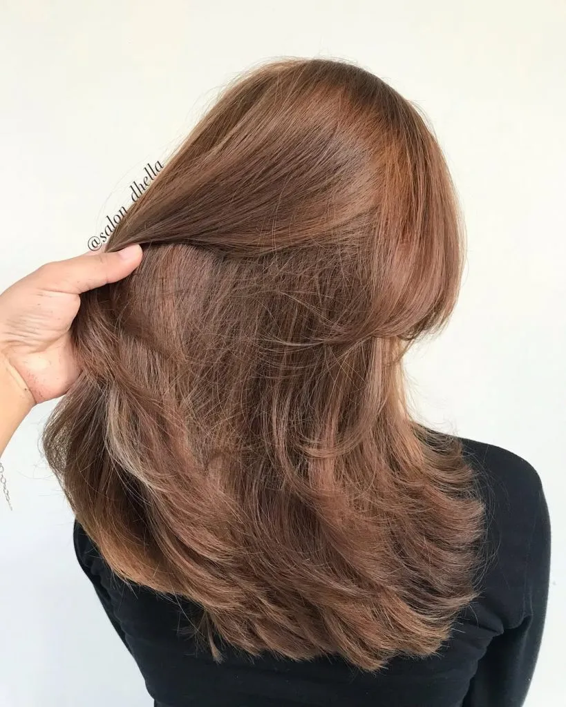 Warm Tones and Face-Framing Layers